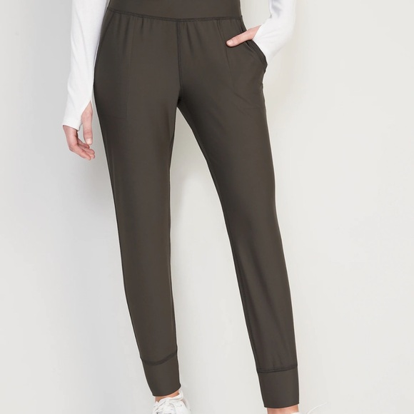 NWT Old Navy Powersoft Workout Set - Picture 9 of 9